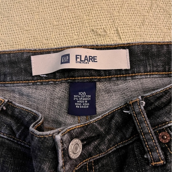 Gap Flare Stretch Jeans - Picture 3 of 3